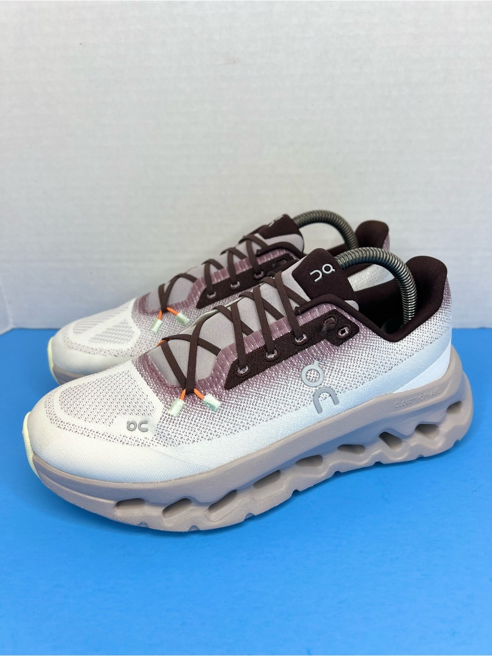 On Running Women's Cloudnova Athletic Shoes in White and Maroon